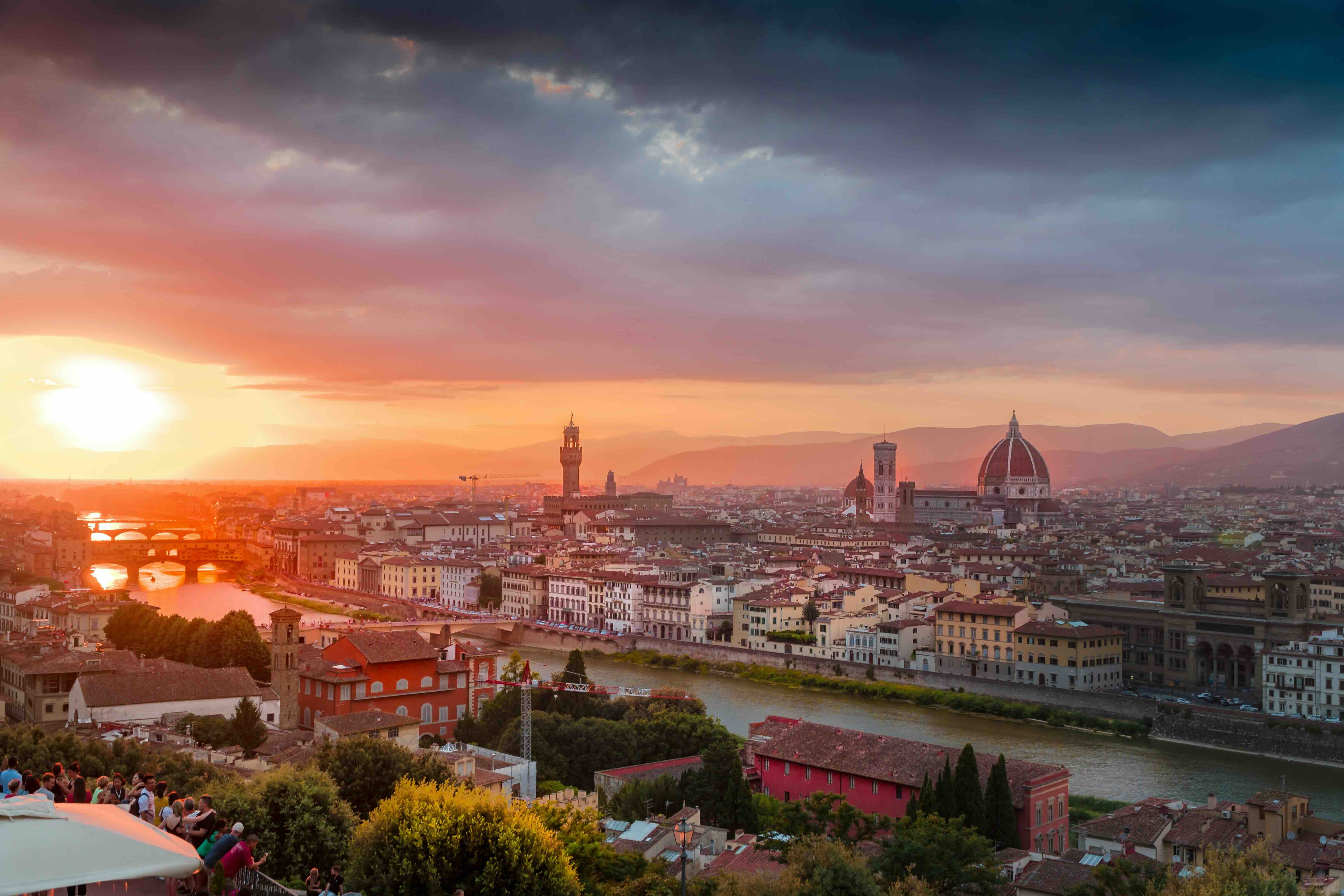 Sunset over Florence from Piazzale Michelangelo, with the Duomo and Palazzo Vecchio above the Arno